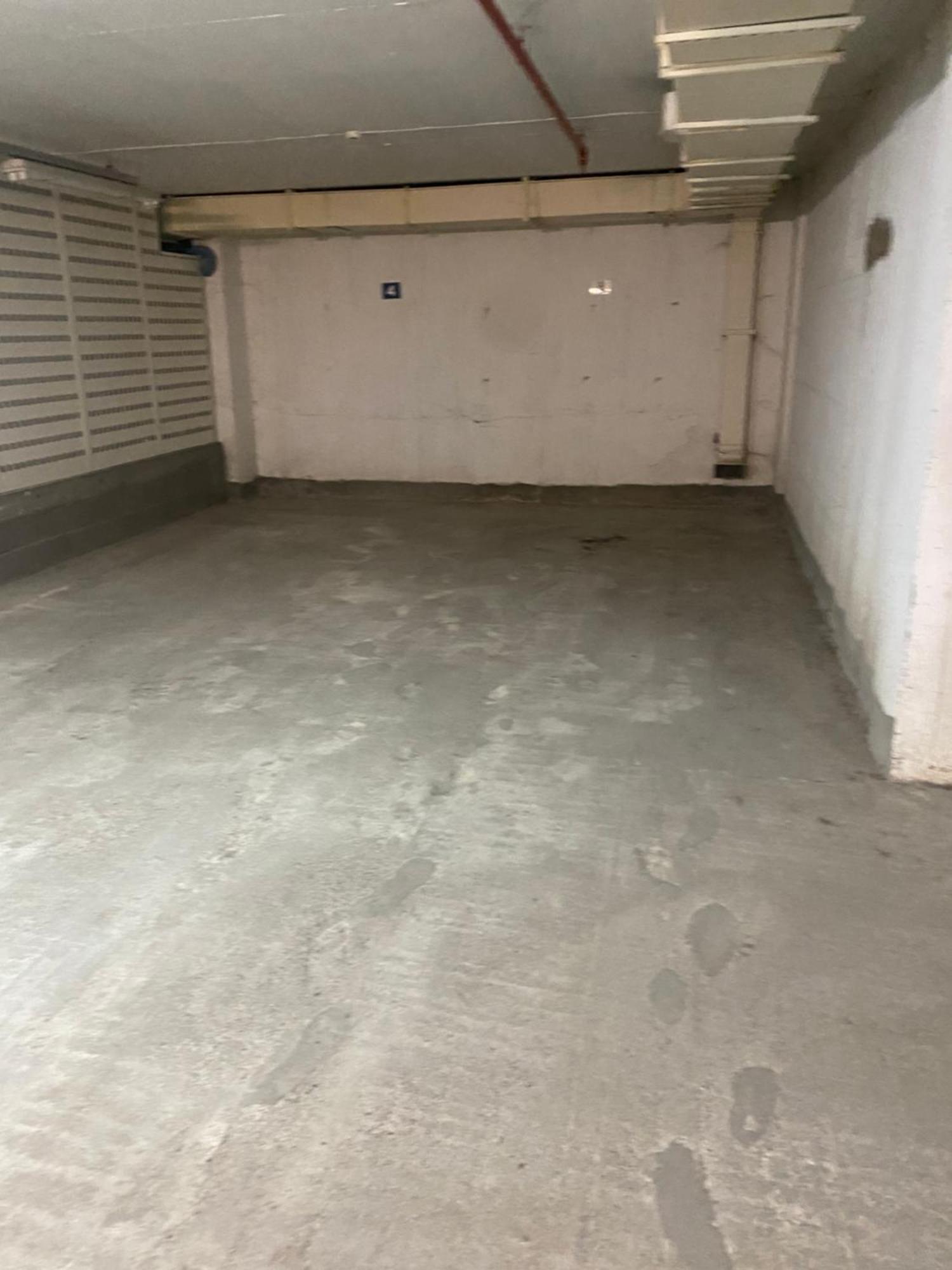 Luxury Apartments Parking In Garage Nis Bagian luar foto